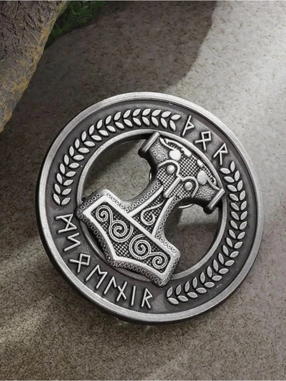 Mythology Nordic retro gods Odin Celtic Thor's hammer rune brooch.